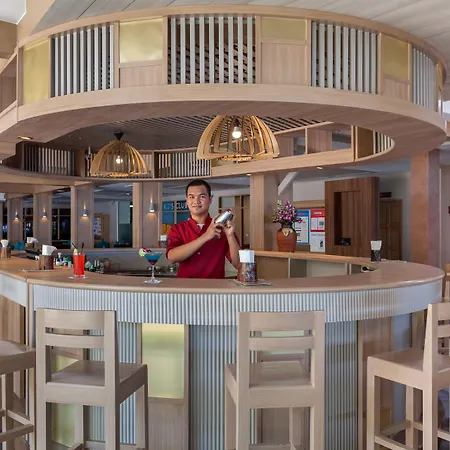 Best Western Premier Bangtao Beach Resort & Spa-2
